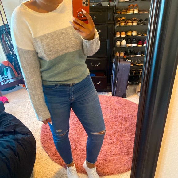 Twine & String Color Block Sweater - Picture 2 of 6